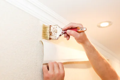 Pose de papier peint à Sugny — revêtements muraux et toiles de verre
